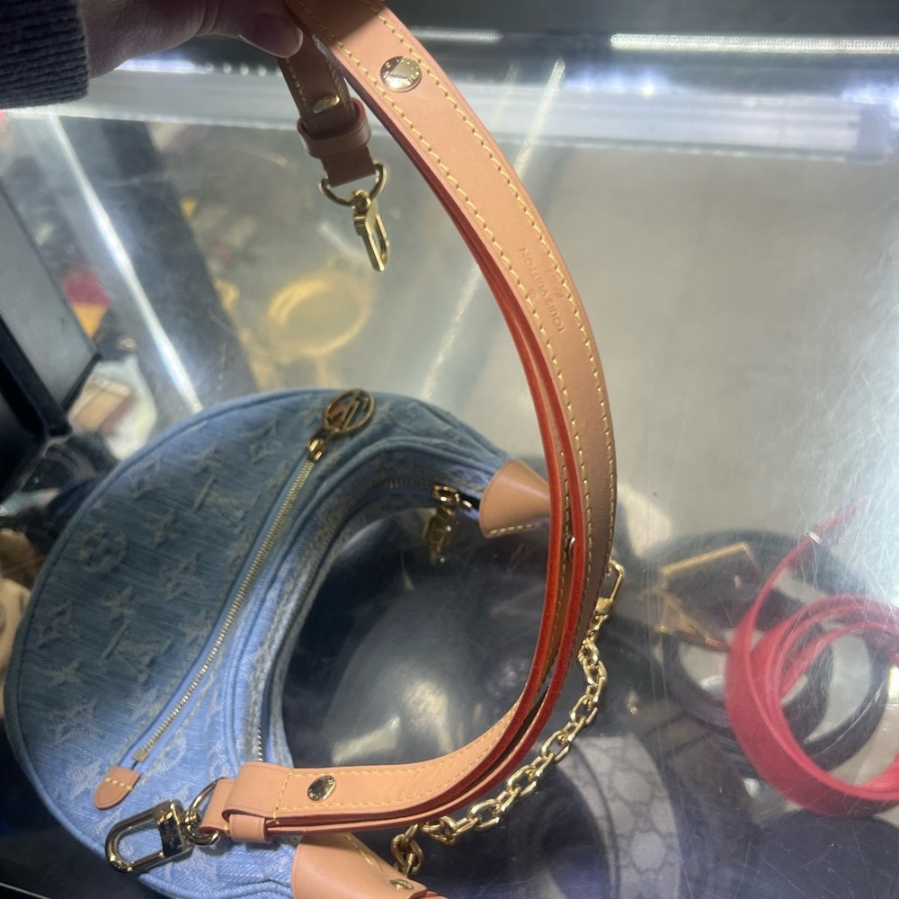 Louis Vuitton Loop Blue Denim Sky Bag - Picture 10 of 11